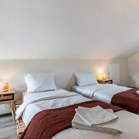 아파트 Appartio - Gaestehaus Altstadt *